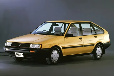 Toyota Corolla Liftback 1.3 GL 1983 view 2