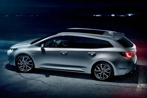 Toyota Corolla Touring Sports 1.2 Turbo Active 2019 view 3