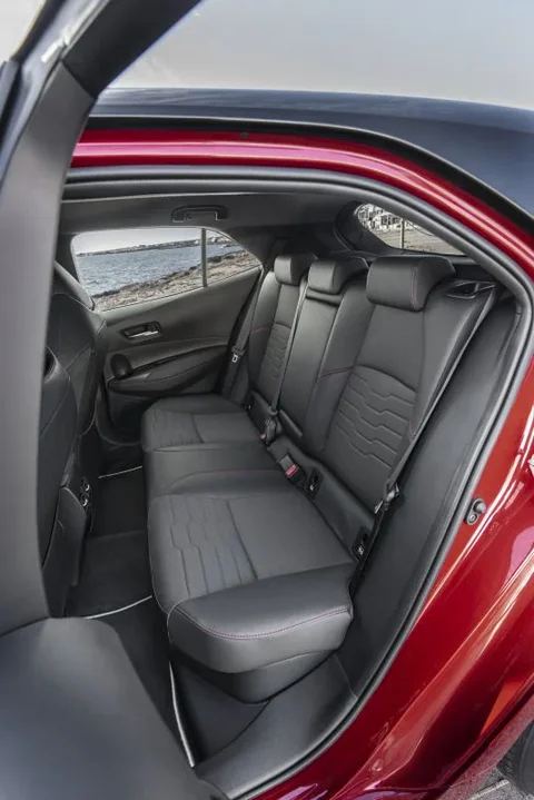 Toyota Corolla 1.8 Hybrid Dynamic 2019 view 8