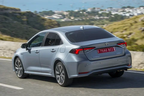 Toyota Corolla Sedan 1.8 Hybrid Active 2019 view 11