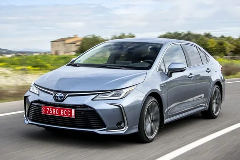 Toyota Corolla Sedan 1.8 Hybrid Active 2019 view 12