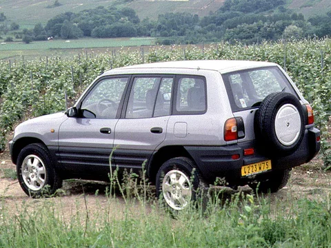 Toyota Funcruiser Wagon 2.0i SR 1995 view 2