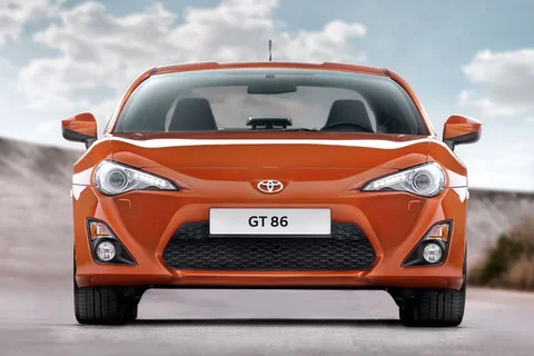 Toyota GT86 2.0 D-4S 2012 view 12