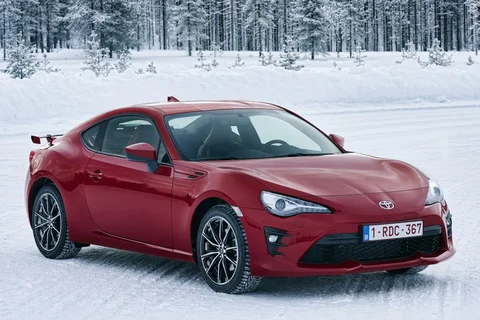 Toyota GT86 2.0 D-4S Black Edition 2018 view 11