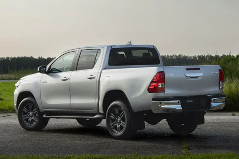 Toyota Hilux Double Cab 2.4 D-4D 4WD Challenger 2024 view 11