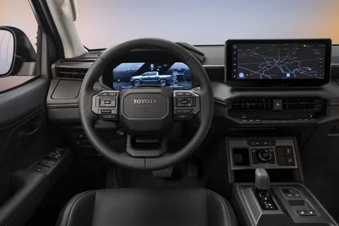 Toyota Hilux Electric 59.2kWh Challenger 2026 view 6