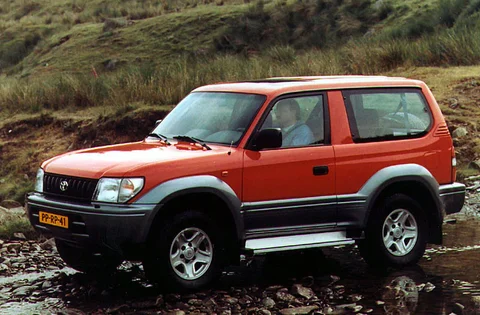 Toyota Land Cruiser 90 3.0 TD 1996 view 2