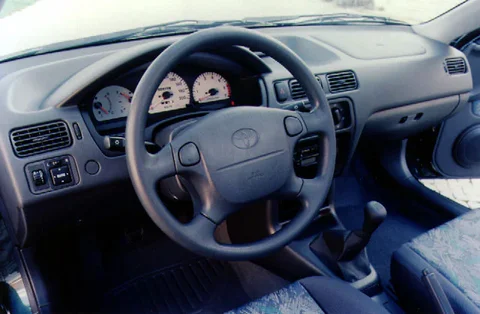 Toyota Land Cruiser 90 Wagon 3.0 TD 1996 view 4