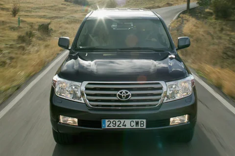 Toyota Land Cruiser V8 4.5 D-4D VX 2008 view 11