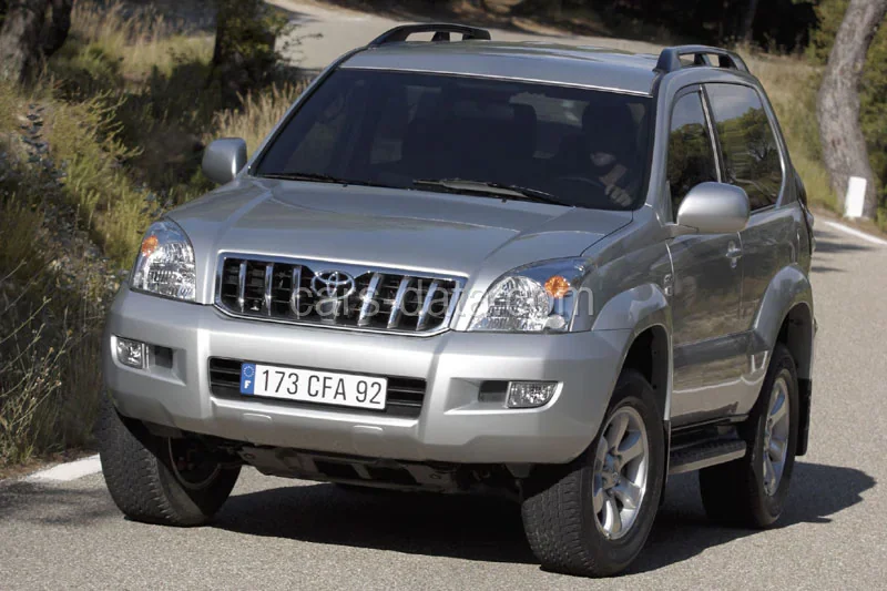 Toyota Land Cruiser 3.0 D-4D VX 2006 front view