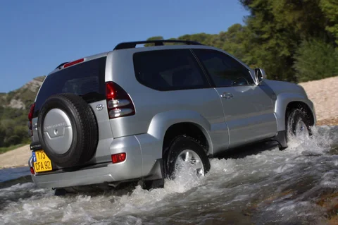 Toyota Land Cruiser 3.0 D-4D VX 2006 view 6