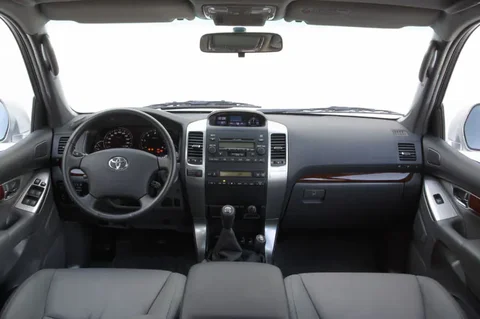 Toyota Land Cruiser 3.0 D-4D VX 2006 view 8
