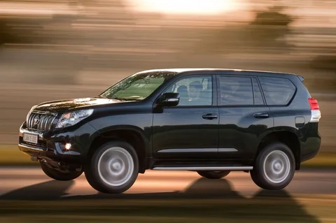 Toyota Land Cruiser 3.0 D-4D Executive 2010 view 2
