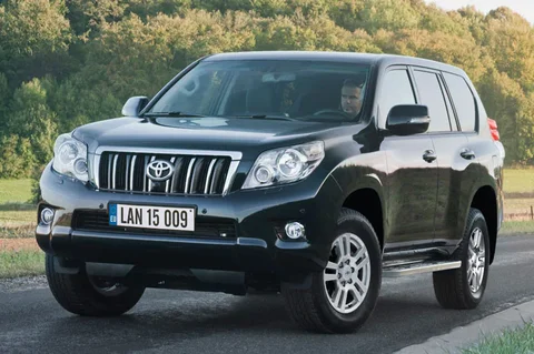 Toyota Land Cruiser 3.0 D-4D Executive 2010 view 6