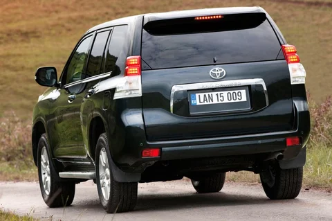 Toyota Land Cruiser 3.0 D-4D Executive 2010 view 11