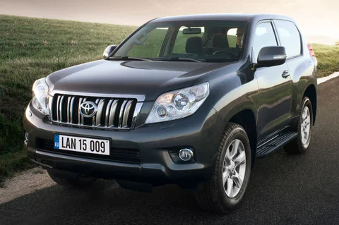Toyota Land Cruiser 3.0 D-4D VX 2010 view 3