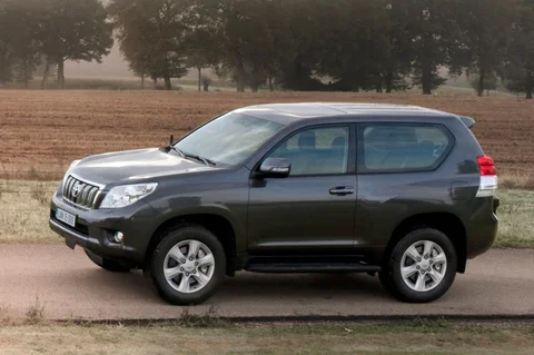 Toyota Land Cruiser 3.0 D-4D VX 2010 view 6