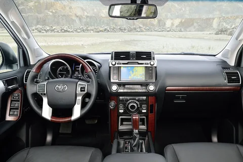Toyota Land Cruiser 2.8 D-4D-F VX 2015 view 9