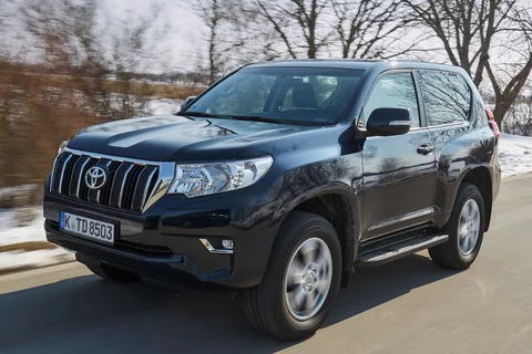 Toyota Land Cruiser 2.8 D-4D Comfort 2017 view 3