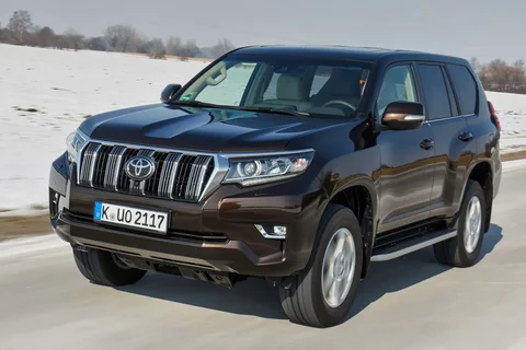 Toyota Land Cruiser 2.8 D-4D Executive 2017 view 4