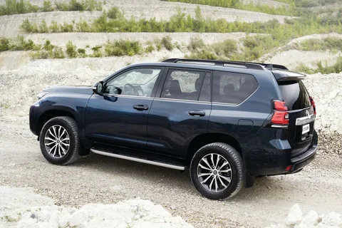 Toyota Land Cruiser 2.8 D-4D Executive 2017 view 7