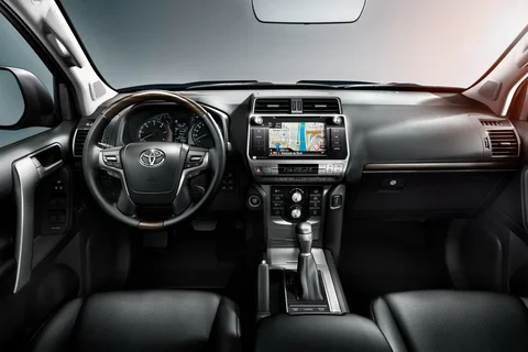 Toyota Land Cruiser 2.8 D-4D Executive 2017 view 10
