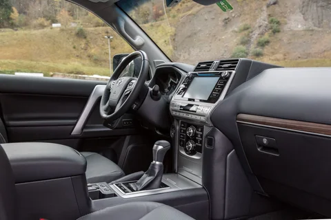 Toyota Land Cruiser 2.8 D-4D Executive 2017 view 11