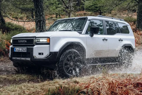 Toyota Land Cruiser 250 2.8 D-4D First Edition 2024 view 9