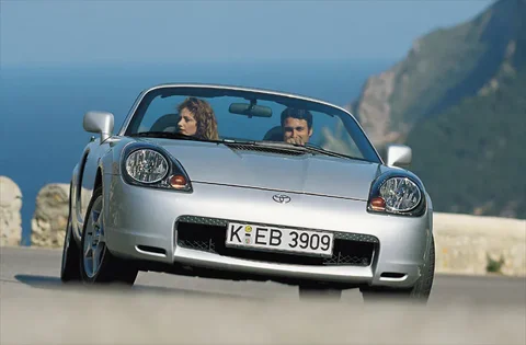 Toyota MR2 1.8 16v VVT-i Speedshift 2000 view 7