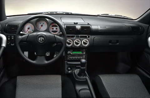 Toyota MR2 1.8 16v VVT-i Speedshift 2000 view 8