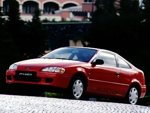 Toyota Paseo 1.5i 1996 view 3