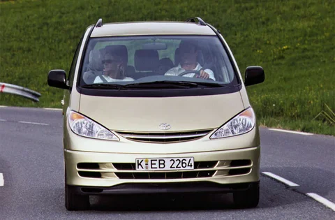 Toyota Previa 2.0 D4-D Linea Sol 2001 view 5