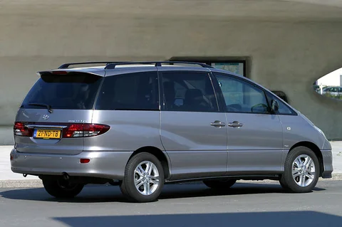 Toyota Previa 2.0 D4-D Linea Soleil 2004 view 4