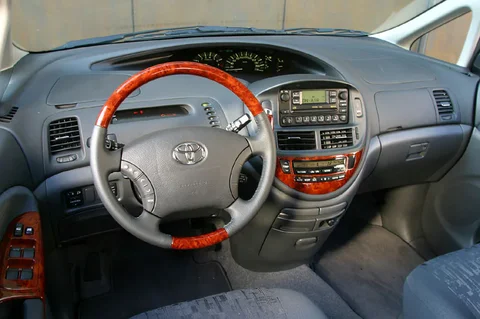 Toyota Previa 2.0 D4-D Linea Soleil 2004 view 7