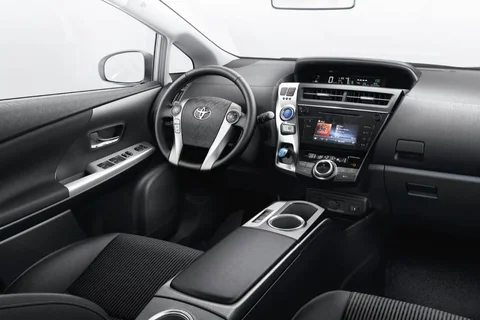 Toyota Prius+ 1.8 Hybrid Active 2018 view 3