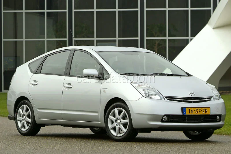 Toyota Prius THSD Tech 2006 front view