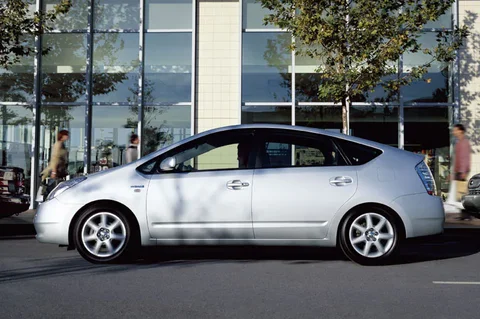 Toyota Prius THSD Tech 2006 view 9