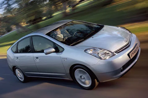 Toyota Prius THSD Tech 2006 view 4