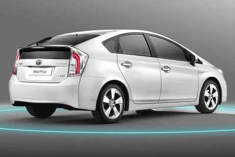 Toyota Prius 1.8 HSD Dynamic Business 2011 view 7
