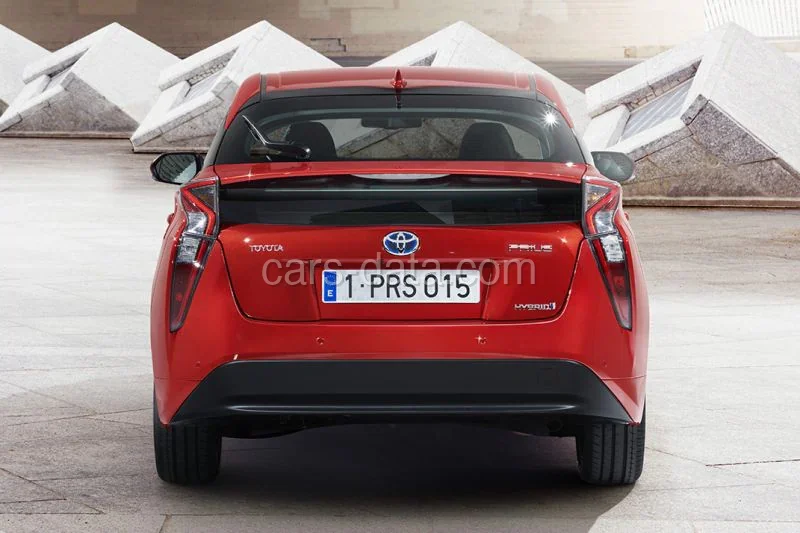 Toyota Prius 1.8 Hybrid Active 2018 front view