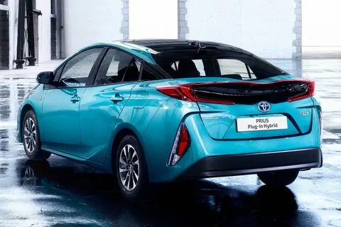 Toyota Prius 1.8 Plug-in Hybrid Dynamic 2018 view 10
