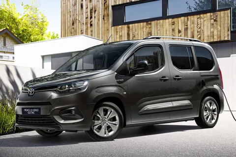 Toyota Proace City Verso 50kWh Active 2021 view 3