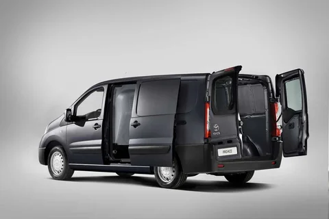 Toyota Proace L2H2 2.0D 128 Aspiration 2013 view 7