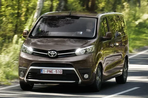Toyota Proace Shuttle Long Electric Extra Range Cool 2021 view 2