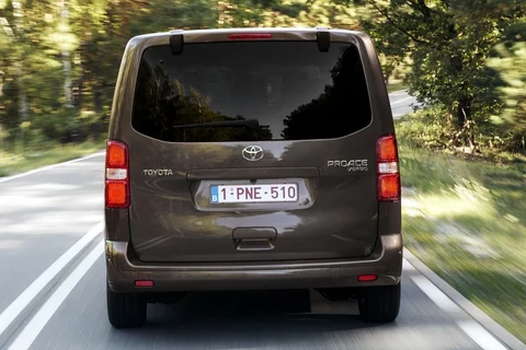 Toyota Proace Shuttle Long Electric Extra Range Cool 2021 view 5