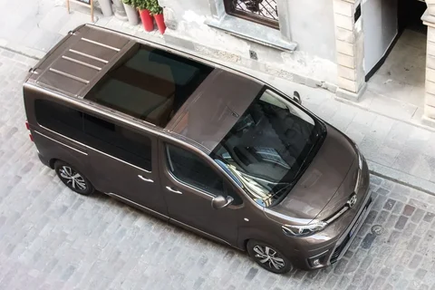 Toyota Proace Shuttle Long Electric Extra Range Cool 2021 view 9