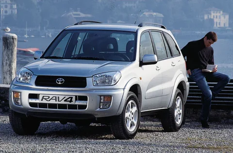 Toyota RAV4 2.0 D4-D Linea Sol 4WD 2001 view 3