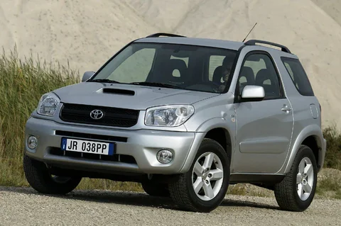 Toyota RAV4 2.0 D4-D Linea Sol 4WD 2003 view 5