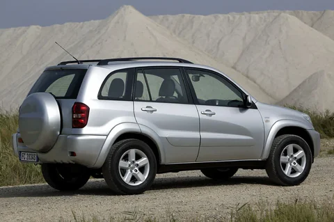 Toyota RAV4 2.0 D4-D Linea Sol 4WD 2003 view 5