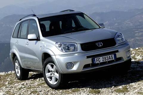 Toyota RAV4 2.0 D4-D Linea Sol 4WD 2003 view 9